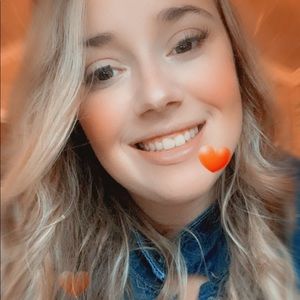 Meet your Posher, Milana